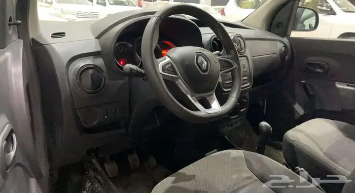 رينو دوكر فان بنزين 2021 6