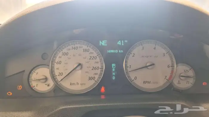 كرايسلر 300c srt8 2010 6