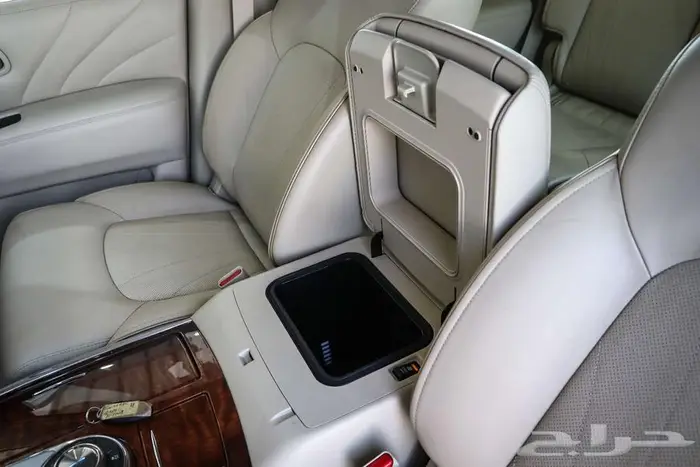 جيب انفنتي QX80 فل كامل موديل 2016 13
