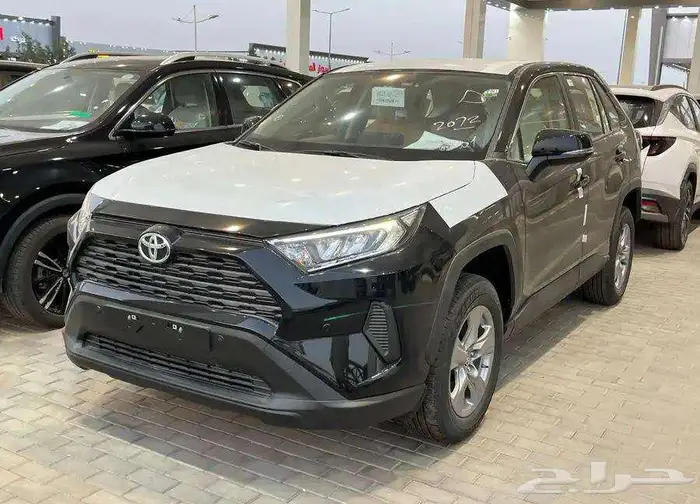 تويوتا راف فور LE بنزين دفع رباعي 2025 5