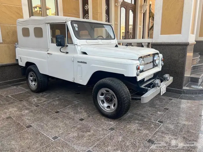 نيسان بترول كلاسيك 1981 13