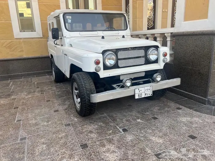 نيسان بترول كلاسيك 1981 3