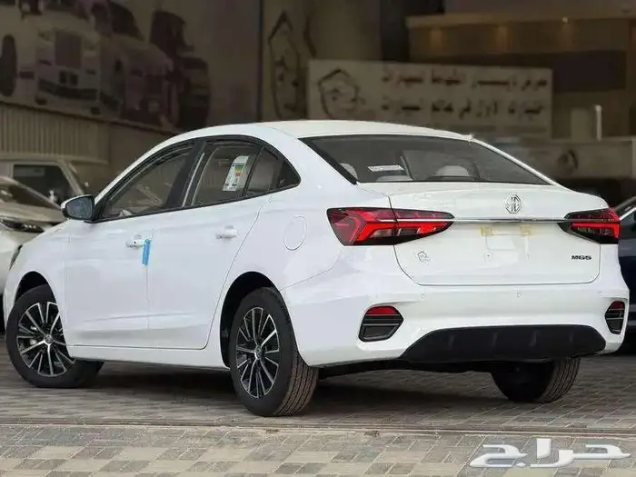 ام جي 5 استاندر الشكل الجديد موديل 2025 كاش واقساط 2