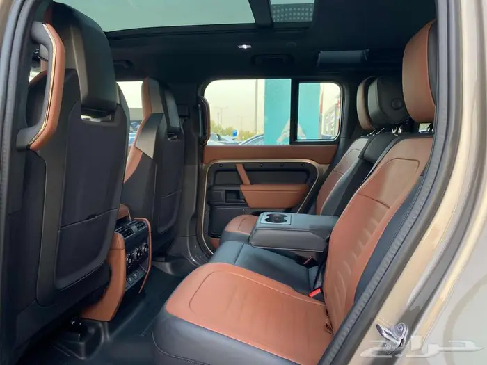 2025 Defender OCTA ملك الأداء والفخامة والسيطرة على التضاريس 12