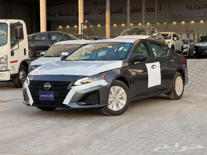 نيسان التيما ستاندر 2025 بالنقد والتقسيط 3