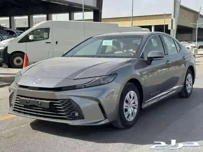 كامري 2025 استاندر الساير تيتانيوم 1