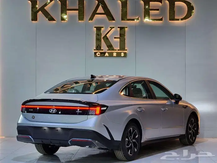 هيونداي سوناتا فليت 2025 قيادة تجمع بين القوة والفخامة 21