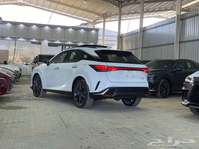 لكزس RX 350 F_SPORT موديل 2024 - خليجي أقل سعر 3