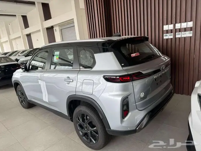تويوتا اوربان كروزر م 2025 GLX - سعودي 2