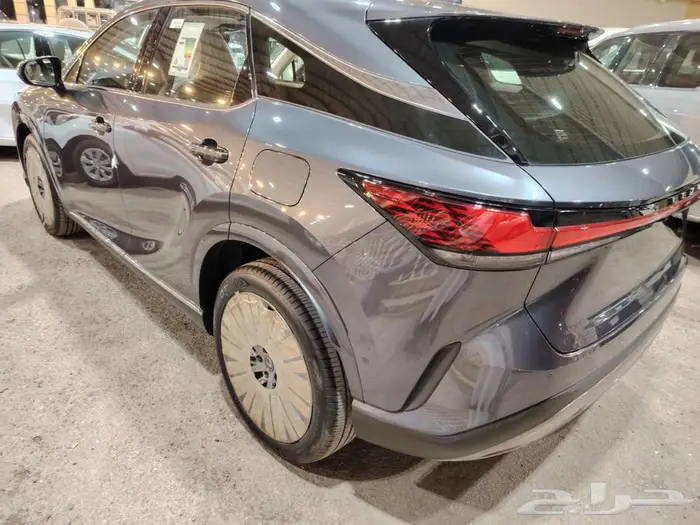 تويوتا  لكزسRX350 ب ب موديل 2025 رمادي حبه فقط 8