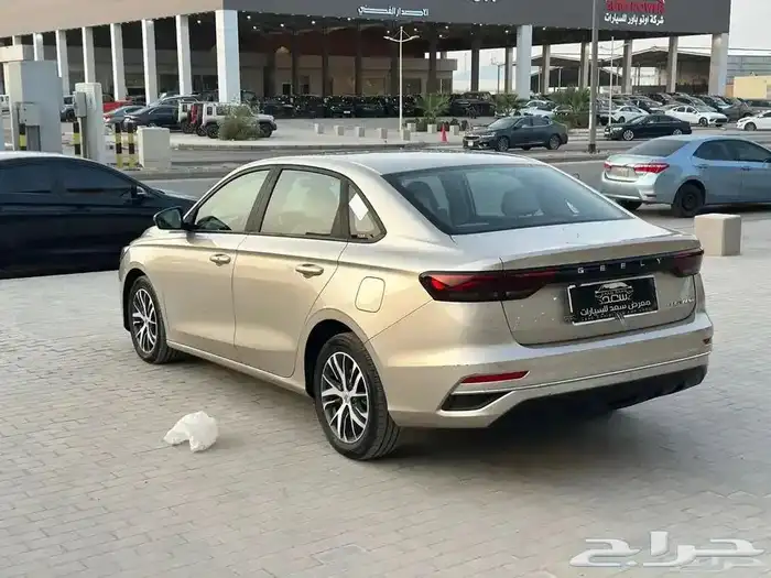 جيلي امجراند 2023 5