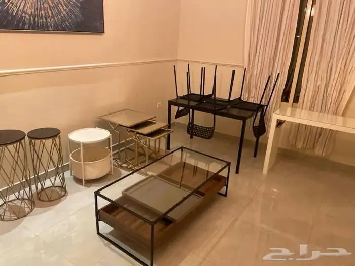 طاولة ضيافة ابيات 1