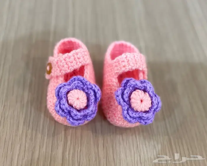 أحذية للرضع من الكروشيه 1