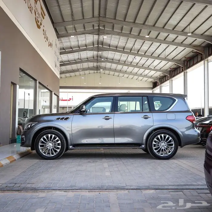 جيب انفنتي QX80 فل كامل موديل 2016 3