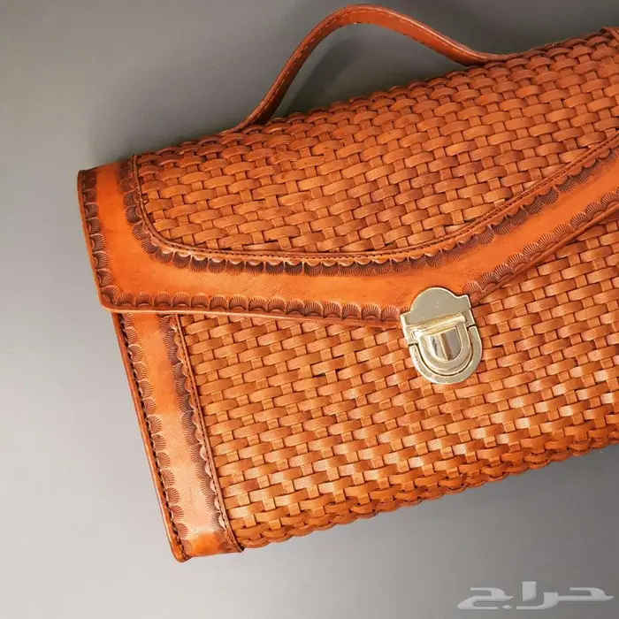 شنط فاخره براند(السفيره) 0