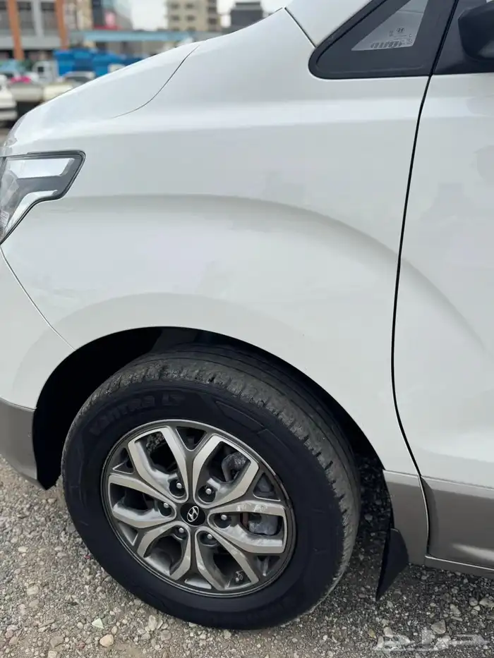 هيونداي H1 2021 دبل ديزل فل كامل (بحالة ممتازة) 4