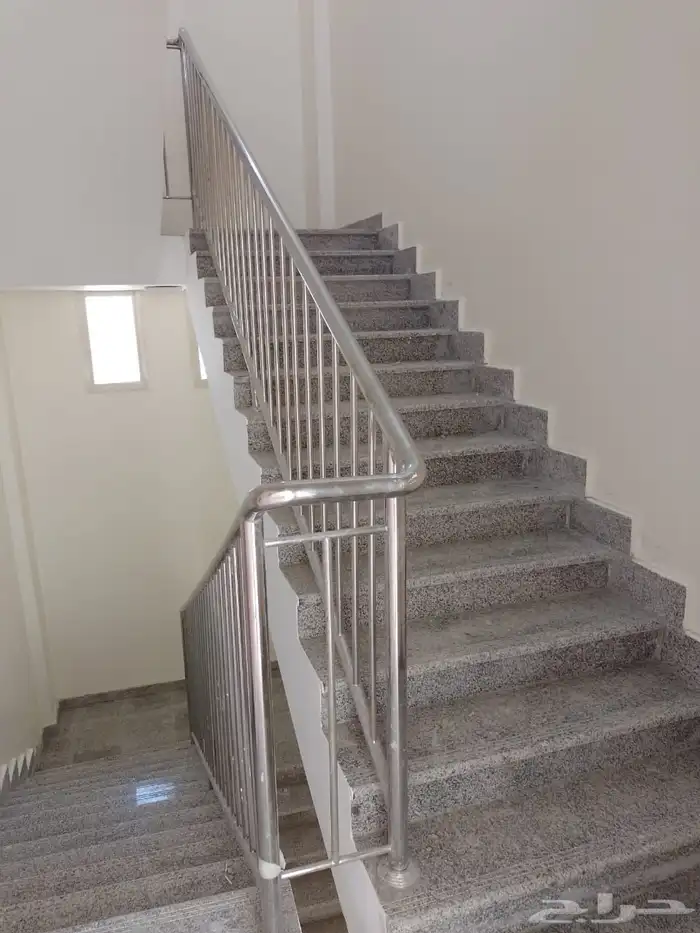 حداد والمنيوم فني 7