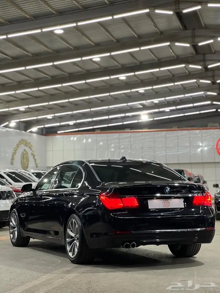 بي ام دبليو 730Li موديل 2015 4