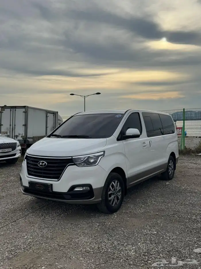 هيونداي H1 2021 دبل ديزل فل كامل (بحالة ممتازة) 2