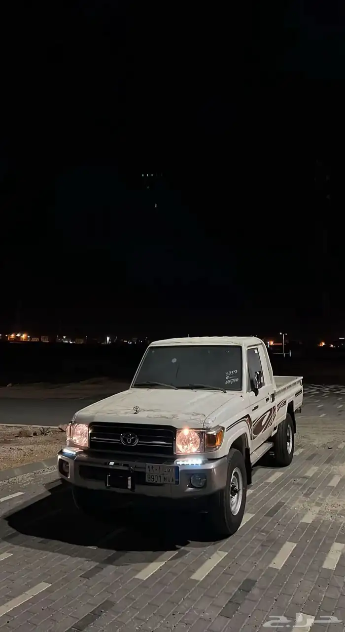 مطلوووب مطلووب شاص ابيض 15 او 14 0