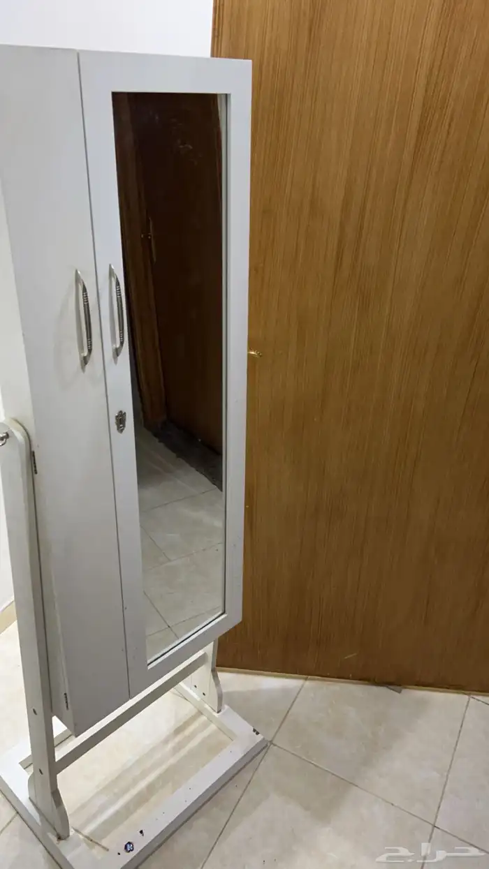 دولاب اكسسوارات 2