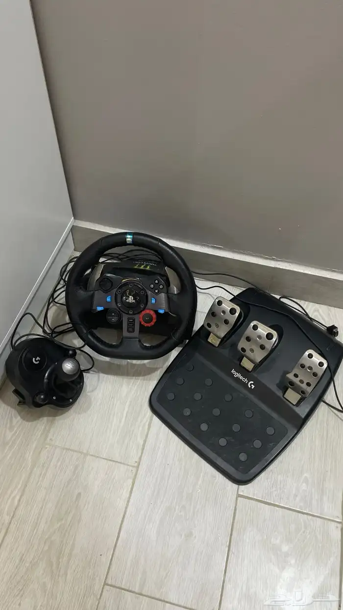 g29للبيع يشتغل على جميع الاجهزه pc PS4 PS5 Xbox 0