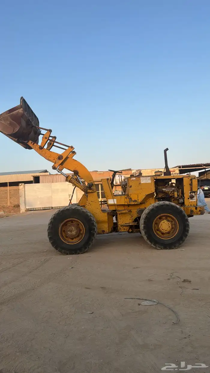 شيول 920 كاتربلر نظيف وعلى الفحص 2