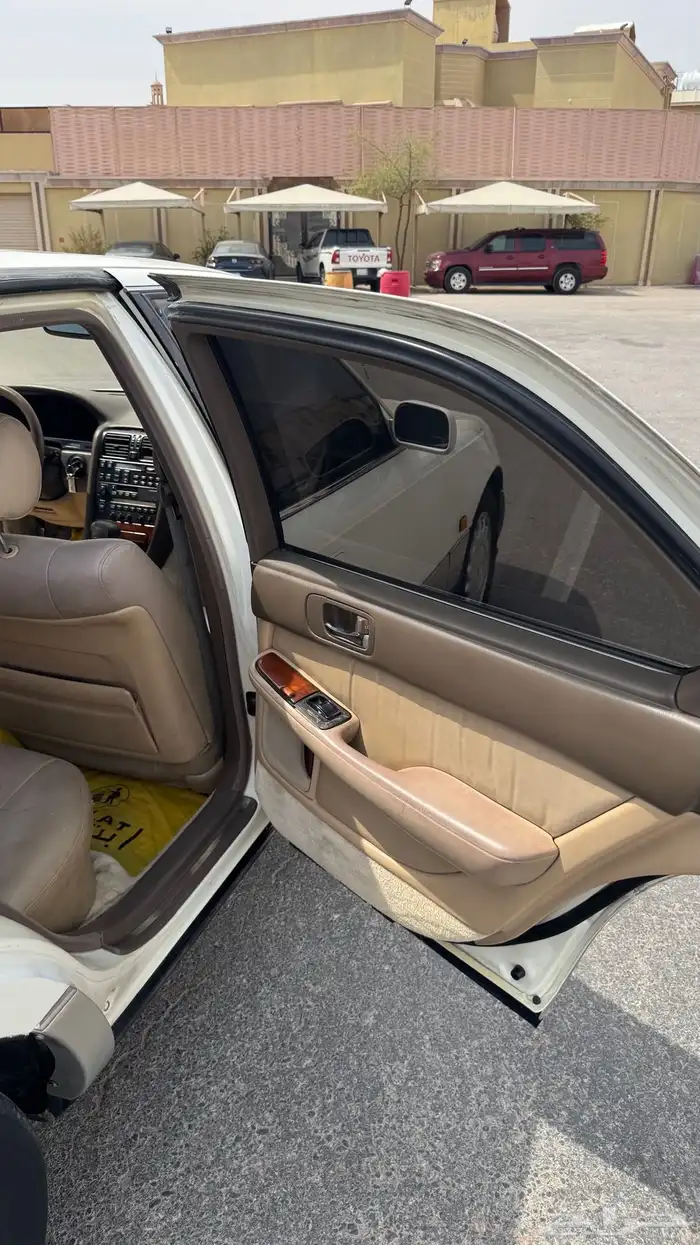 لكزس 1992 ال اس 400 19