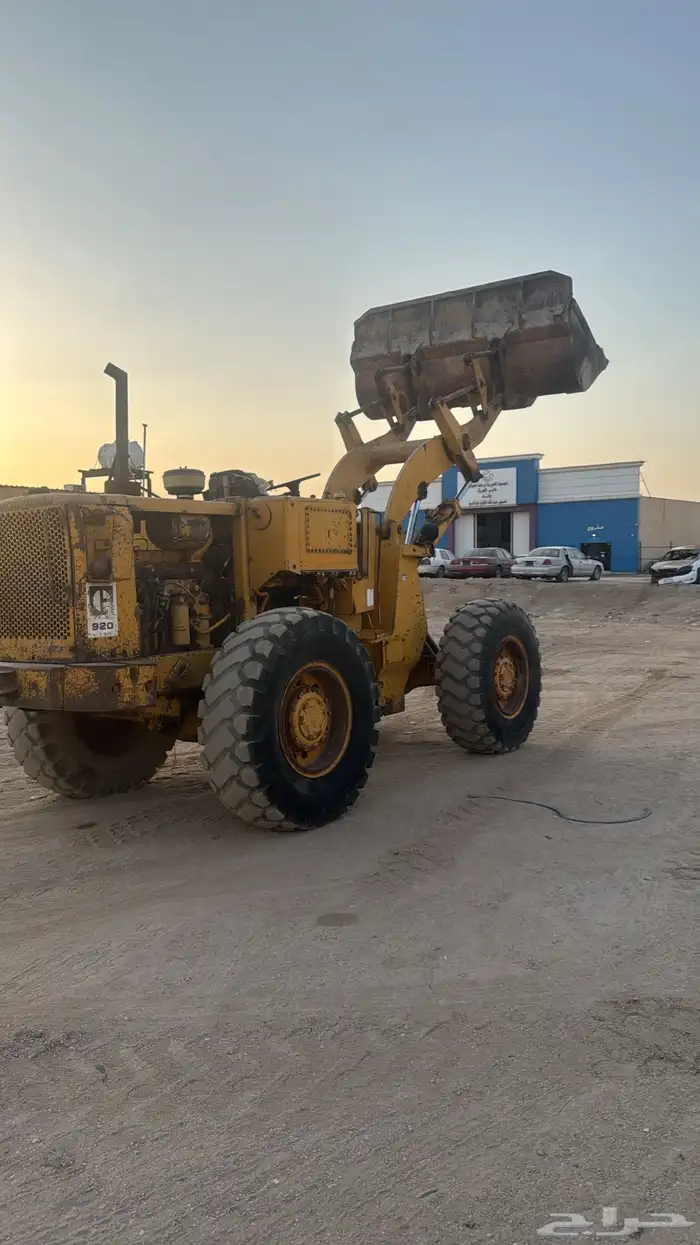 شيول 920 كاتربلر نظيف وعلى الفحص 1