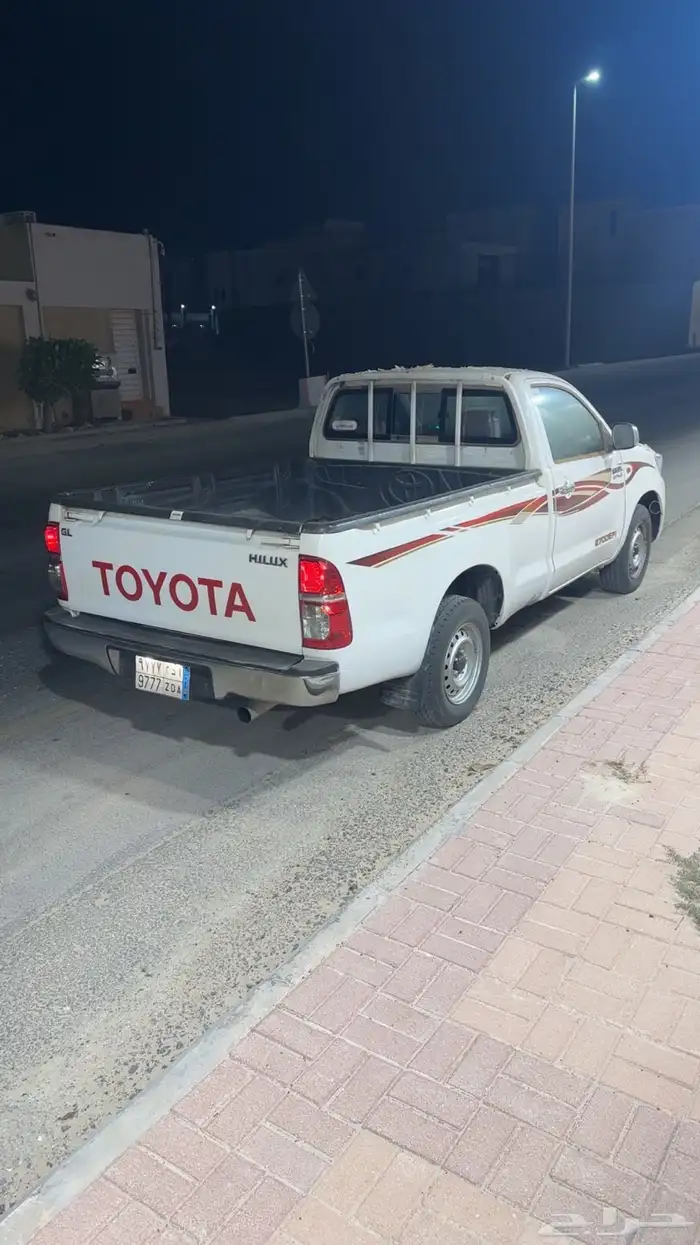 هايلوكس ملكززه 4
