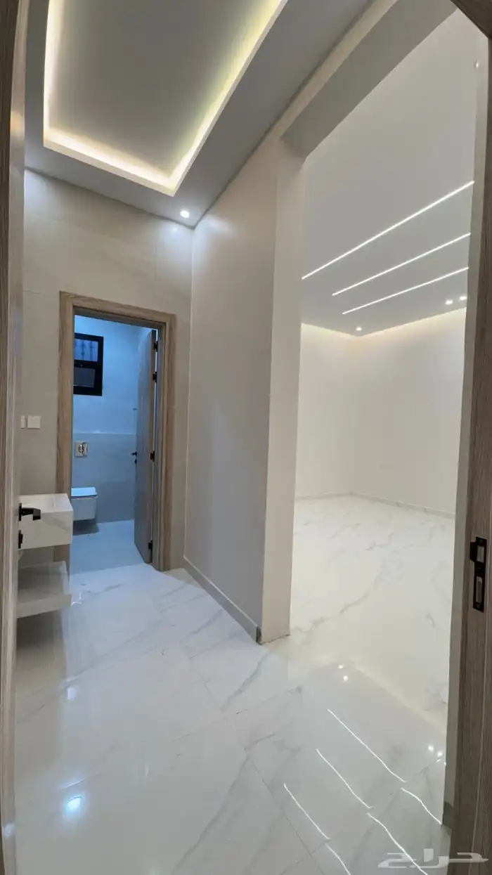 للبيع دور ارضي فاخر في عنيزه 7