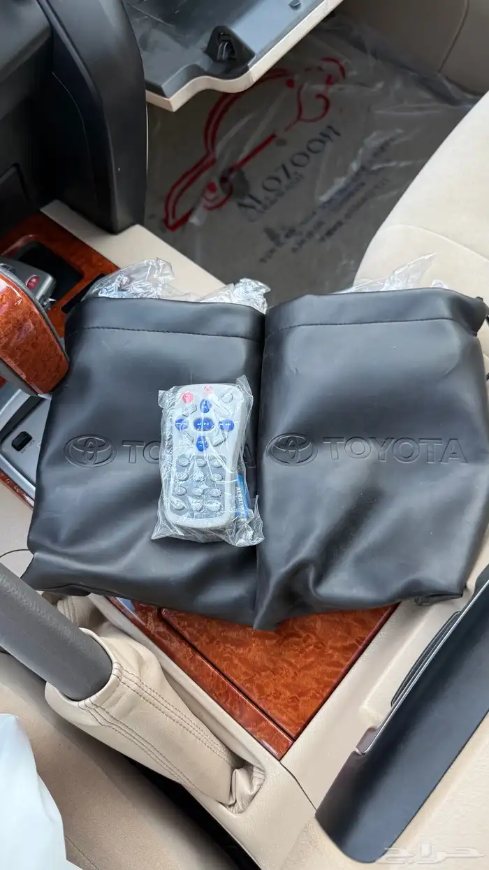 للبيع لاندكروزر 2014 فل كامل 8v - سعودي 39