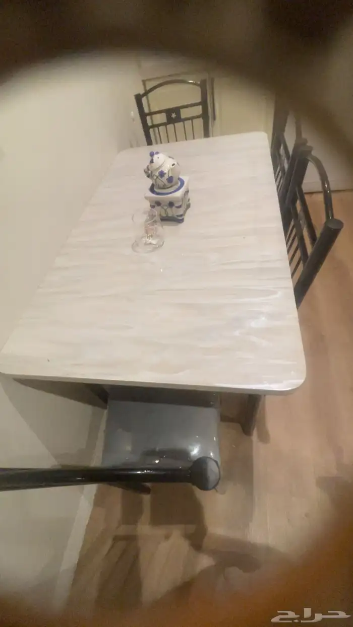 طاوله طعام جديده 1