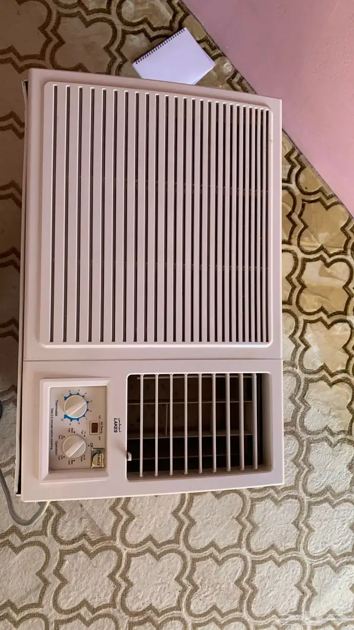 ثلاث مكيفات شباك كلها 24 2