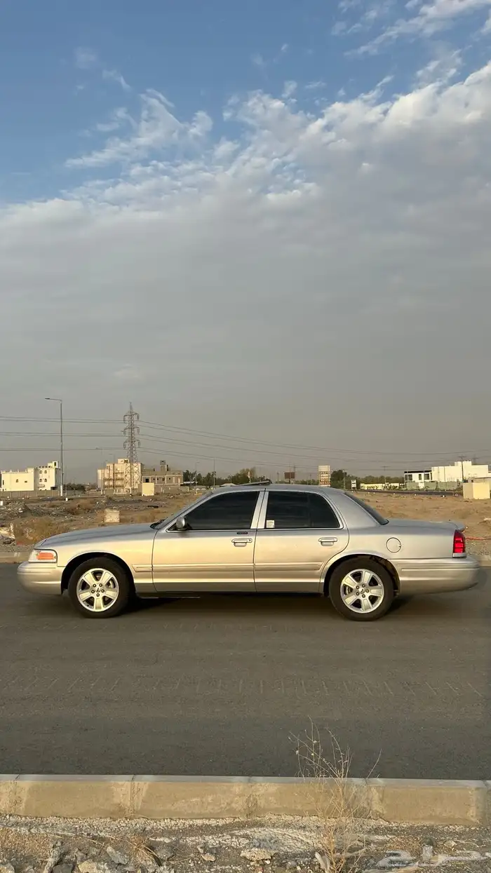 للبيع فورد فكتوريا فل كامل ( سبشل ) مخزن سعودي 6