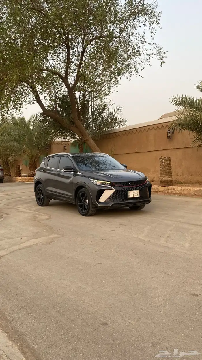مندوب قطع غيار وموفر قطع غيار من التشليح والامارات 3