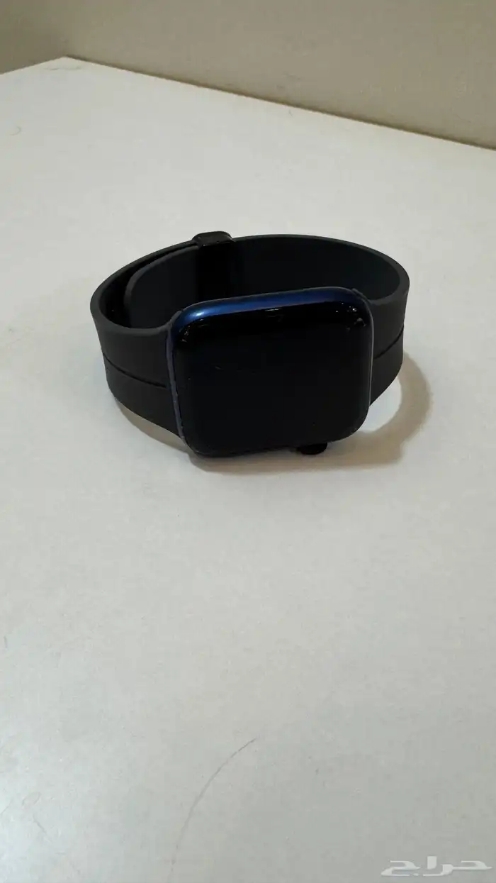 ساعة Apple الاصلية 0