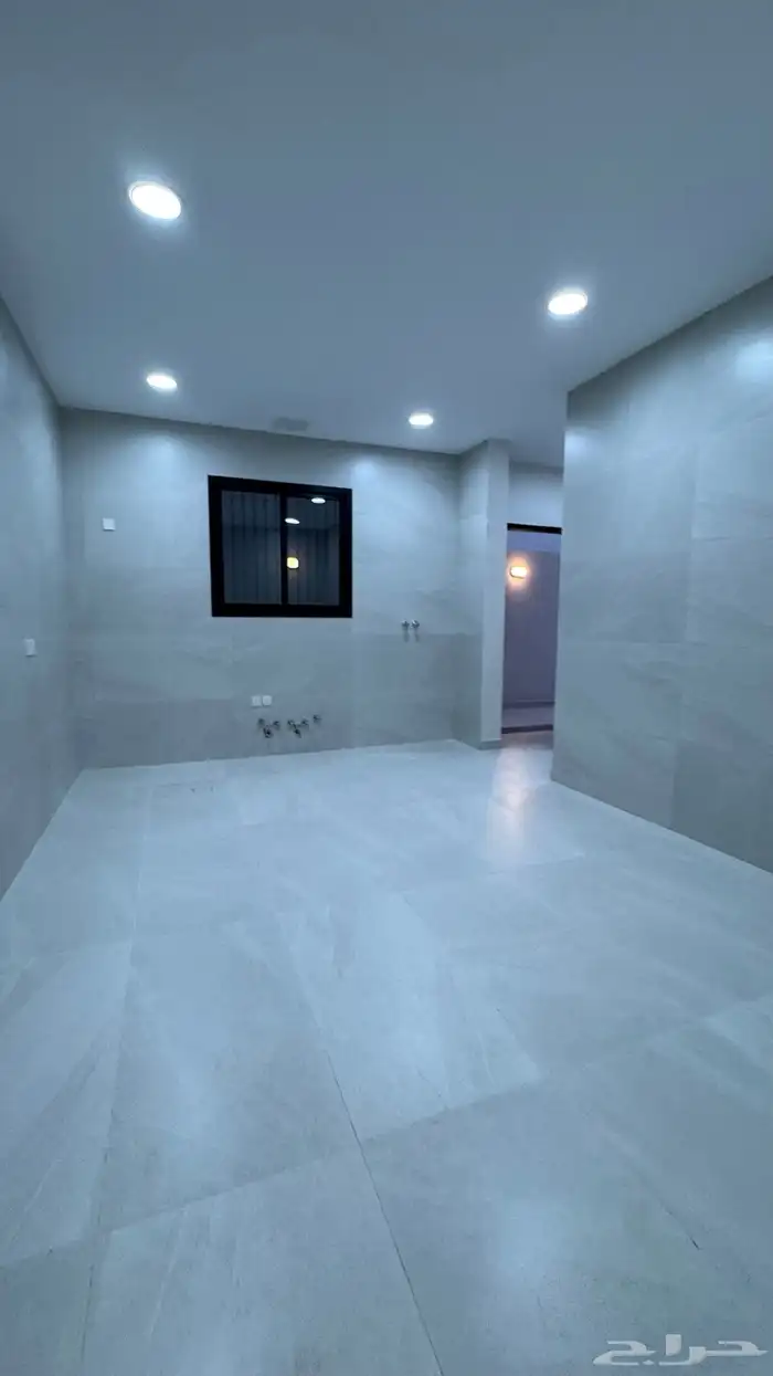 للبيع دور ارضي فاخر في عنيزه 4