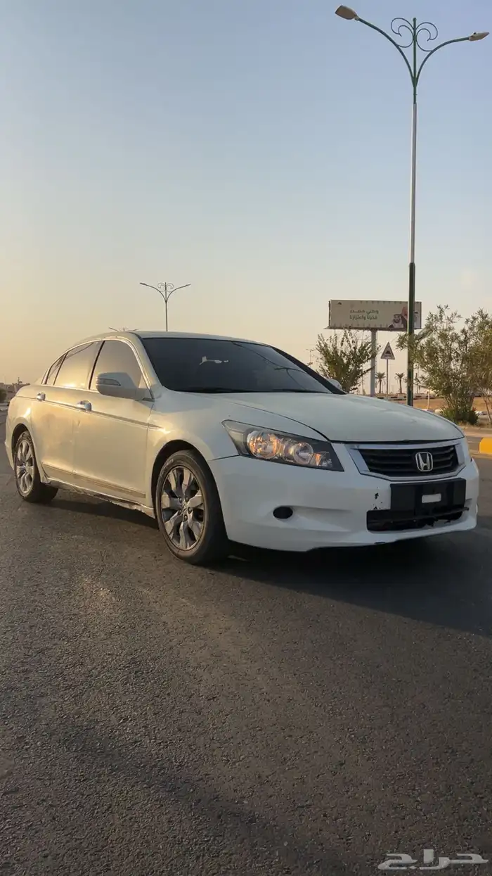 هوندا اكورد للبيع ممشى450الف 1