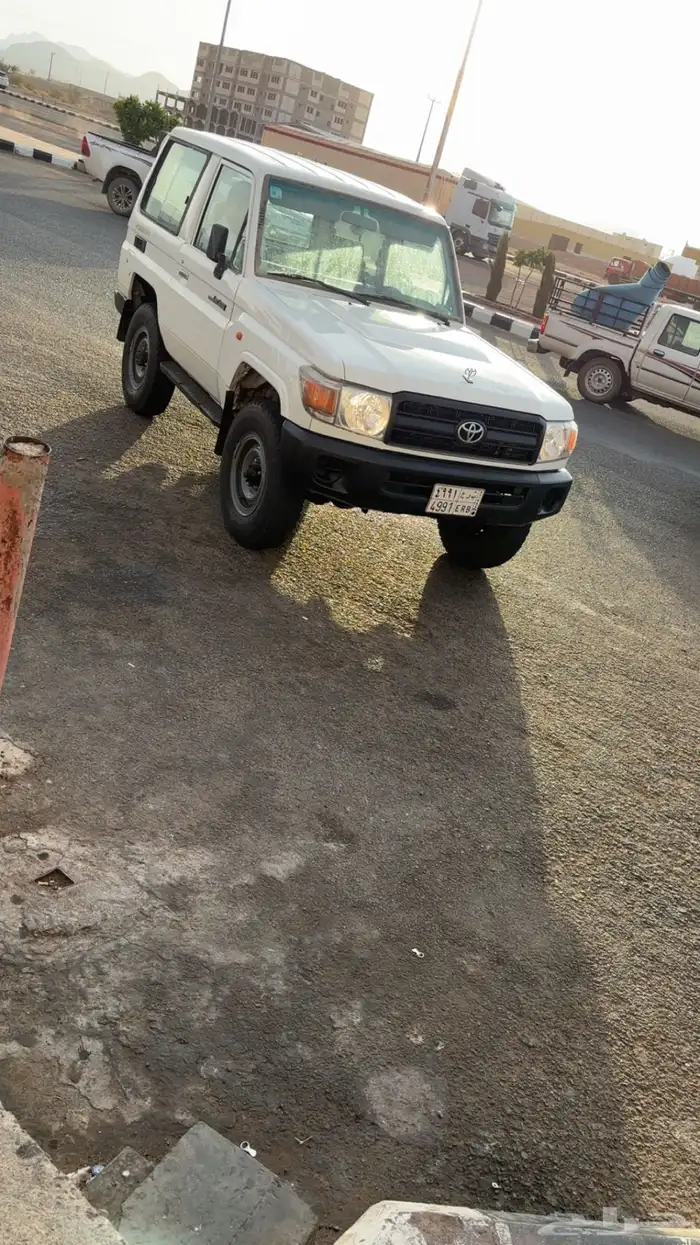 للبيع جيب ربع 2007 14