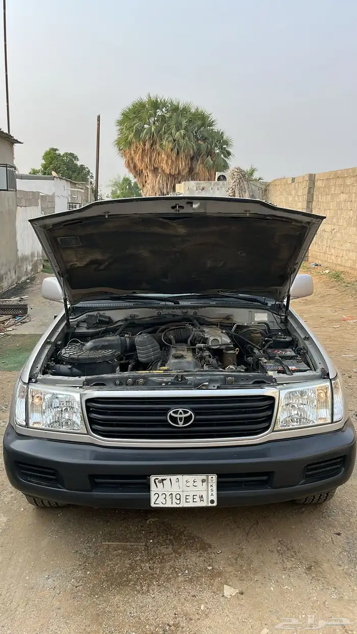 لاندكروزر 2000 3