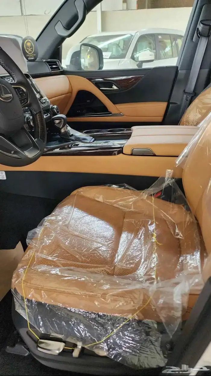 لكزس LX600 سعودي أبيض داخلية جملي 2025 (بطاقة جمركيه) 10