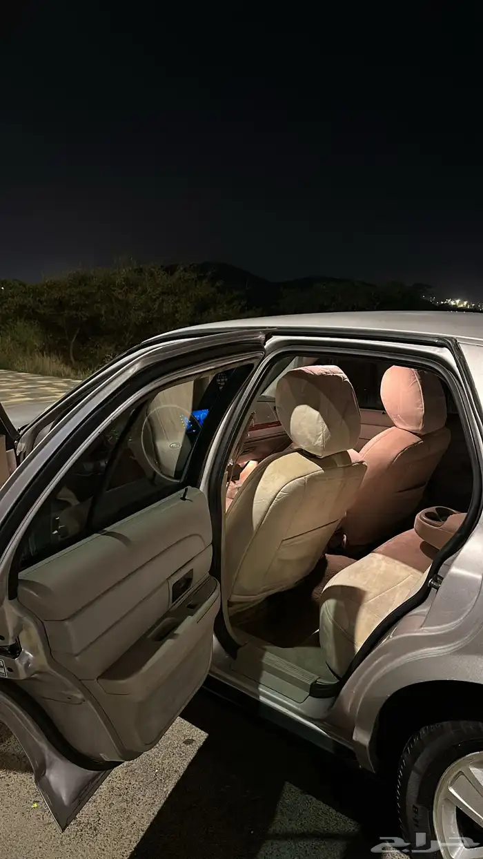 فورد فكتوريا امريكي ممشى قليل 9