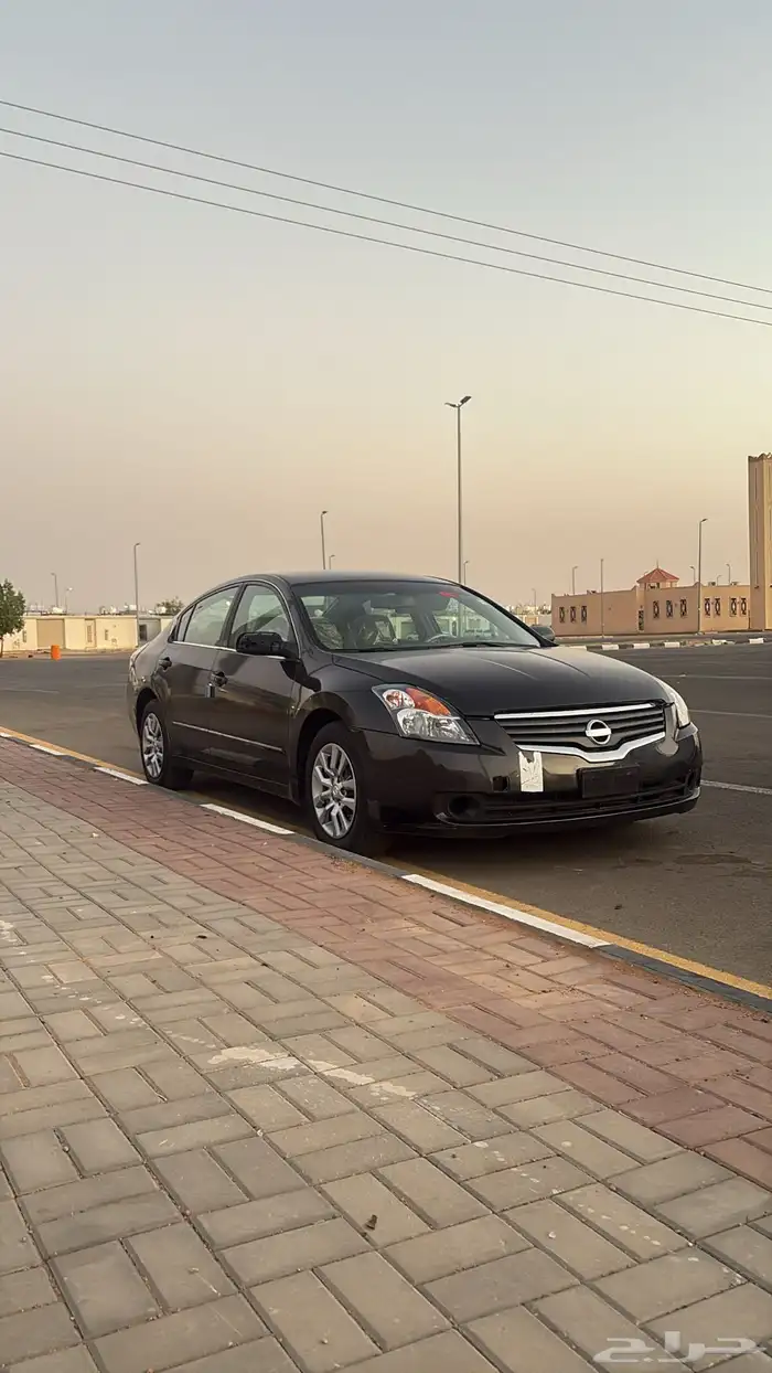 نيسان الاتيمه 4