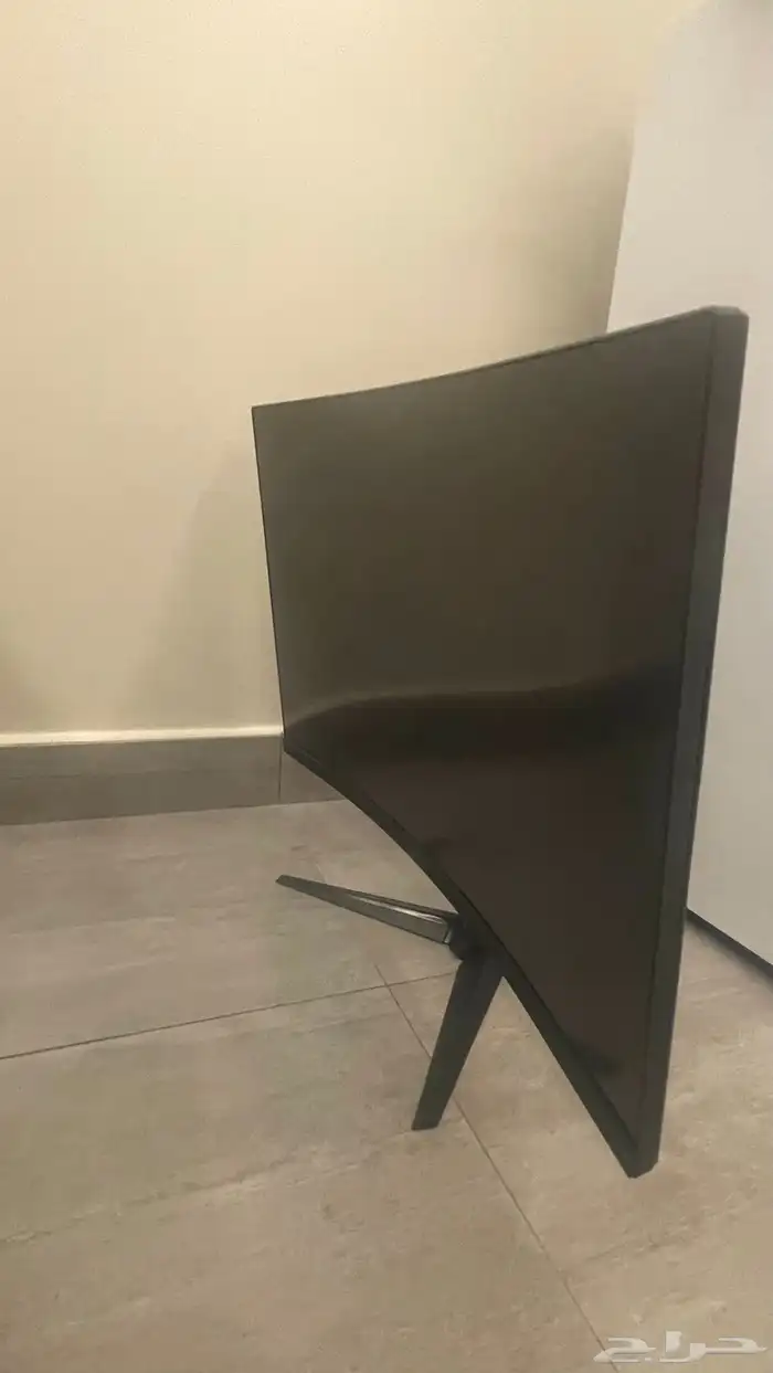 شاشة العاب 240 هرتز للبيع 1