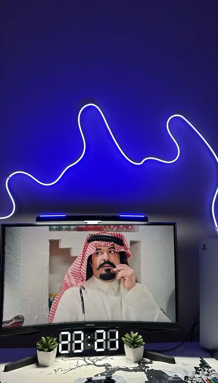 شاشة قيمنق من شركة سامسونج 0