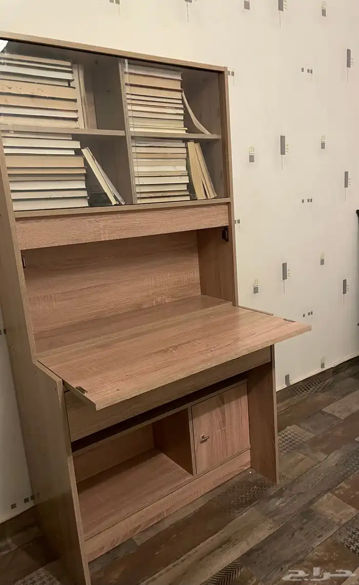 مكتب للبيع 1