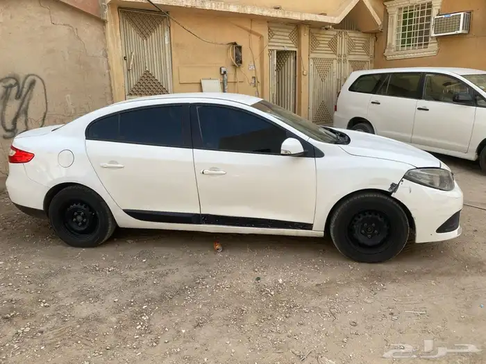 سياره رينو فلوانس 1