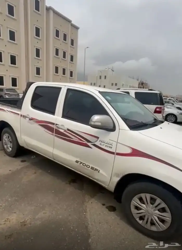 للبيع هايلكس 2015 0
