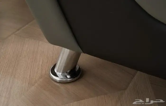 طقم كنب جلد صناعة صينية جاهزة 6 أشخاص لونين 4